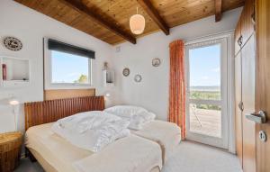 3 Bedroom Stunning Home In Frørup