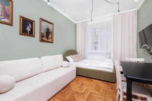 Retro Glamour with a Modern Edge - by Upstairs