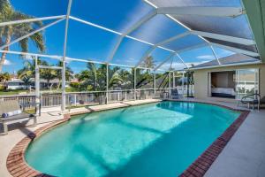 Villa Sarasota by CoralVilla-for boaters, with pool