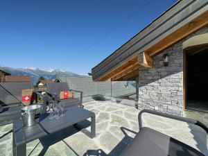 Pilanous House - Penthouse suite - Swiss Alps