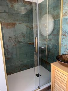 B&B / Chambres d'hotes Les Portes Bleues : photos des chambres