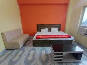 Hotel O Home HR Homes - Sultānpur