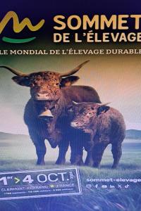 Bienvenue dans notre gîte "Le Chti Père" pouvant accueillir 6 personnes à Artonne, dans les Combrailles Puy de Dôme, 63