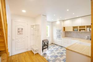 Villas Charmante maison avec piscine : photos des chambres