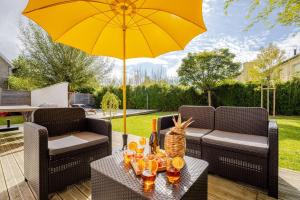 Villas Charmante maison avec piscine : photos des chambres