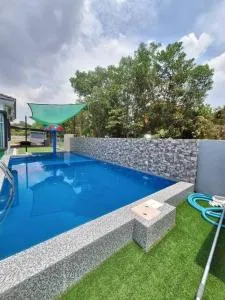 Casa D'Villa Homestay Private Pool Melaka - Kampong Ayer Resam