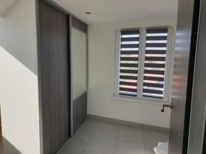 Appartements Gite l-Oiseau du Paradis - Appartement moderne au coeur de l-Alsace : photos des chambres