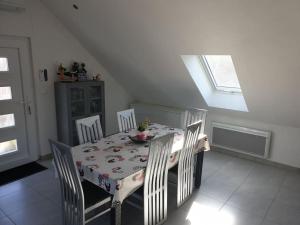 Appartements Gite l-Oiseau du Paradis - Appartement moderne au coeur de l-Alsace : photos des chambres