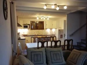 Maisons de vacances maison de montagne spacieuse et chaleureuse : photos des chambres