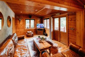 Floral Lodge Great Ayton with hot tub and onsite bistro