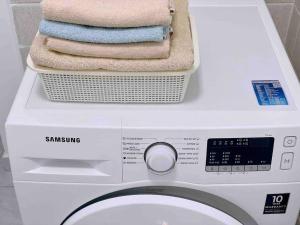 B Downtown modern apartment