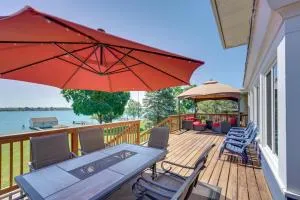 Riverfront St Clair Home - Walk to Downtown! - Port Huron