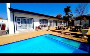 Riverbank Villas Guesthouse - Welverdiend