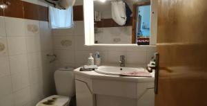 Vintage house by the sea in althea