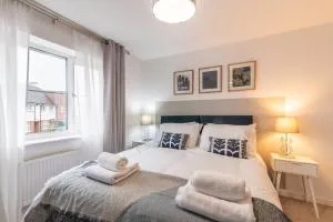 3 bed house Newport Free Parking Contractors Long Stay Rates - Lower Clapton