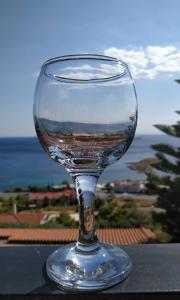 Vintage house by the sea in althea