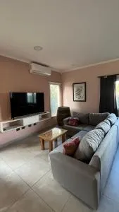 Casa Aika - José Santos Arévalo