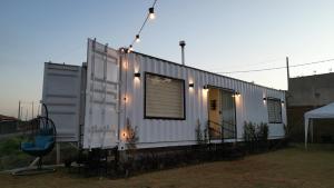 Chalé Container - Luxo Rústico