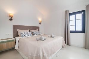 CASA AGATHA - 3 terraces, AC, tv channels, 2 bedrooms & bathrooms, heated pool