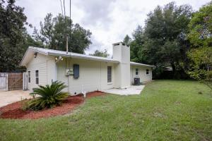 Vibrant 4bd with Games & Backyard - 5 Mins to UF