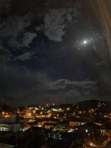 Apto Climatizado c Sacada e Churrasqueira KN0522