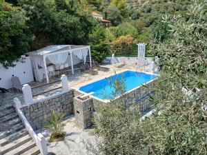 Villa Aspalathus Red, Pool and Panoramic Views to fulfil your Aegean memories