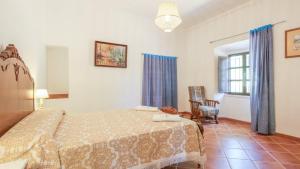 Cortijo San Rafael Constantina by Ruralidays