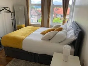 Sheffield Retreat - Cozy 3 Bedroom House - Longley