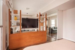 Live & Enjoy Buenos Aires in Central Recoleta powered by Argenhost -12J-