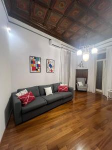 Vomero Hideaway Naples - family friendly