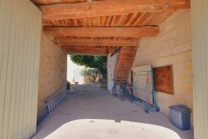 Maisons de vacances Maison de Village en Camargue Parking Clim Wifi - ROSSIconciergerie - Linge inclus : photos des chambres