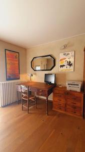 Maisons de vacances Maison de Village en Camargue Parking Clim Wifi - ROSSIconciergerie - Linge inclus : photos des chambres