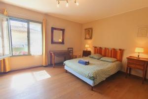 Maisons de vacances Maison de Village en Camargue Parking Clim Wifi - ROSSIconciergerie - Linge inclus : photos des chambres