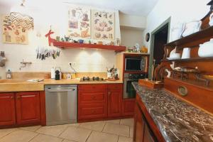 Maisons de vacances Maison de Village en Camargue Parking Clim Wifi - ROSSIconciergerie - Linge inclus : photos des chambres