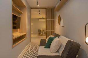 Apartamento próximo a praia com vista lateral do mar