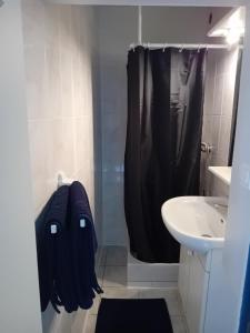 Appartements gite a partager chambre pour 1 a 2 personnes : photos des chambres