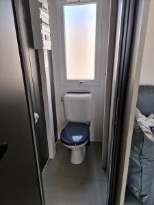 Maisons de vacances Mobil Home 6 Personnes Camping 5 etoiles Montalivet : photos des chambres