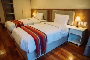 Tikawasi ollanta 2 incluye transporte o recojo a la estacion de tren