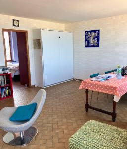 unobstructed beachfront view apartment