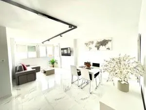 Moderno y amplio apartamento en Rincón de Loix - Ermita de Sanz