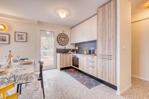 Rives dAzur Apt - Happy Rentals