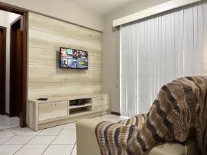 B070 - Apto 2 quartos para 6 pessoas em Bombinhas