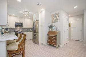 Bonita Bungalow Bike to Beach