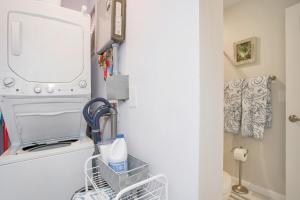 Bonita Bungalow Bike to Beach