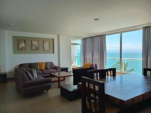 Banderas Suites