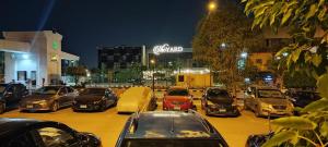 مدينة الرحاب سيتى سكوير . Al Rehab city , City Square, The Yard