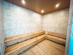 Comodo y equipado departamento en la Av Juan de la Rosa