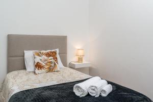 Atouguia House - Traditional House