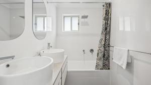 Mango Cottage 8, Pool, Sleeps 8, Aircon