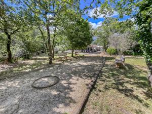 Villas Un joli coin de paradis - Villa avec piscine et jacuzzi : photos des chambres